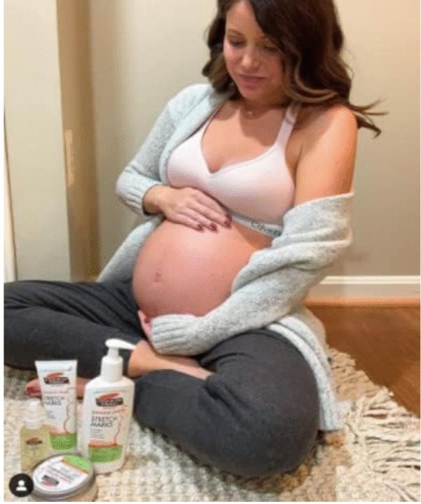 Palmer's Cocoa Tummy Butter Formula for Stretch Marks-Vitamin E-48 Hrs Moisture-Reduce Appearance of Mark-Improve Skin Elasticity-Ideal Nighttime-No Paraben,Sulphate,Dyes,Mineral Oil-125g - Image 5